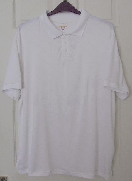 Preview of the first image of Lovely mens White Dunlop Golf T Shirt - Size XL.