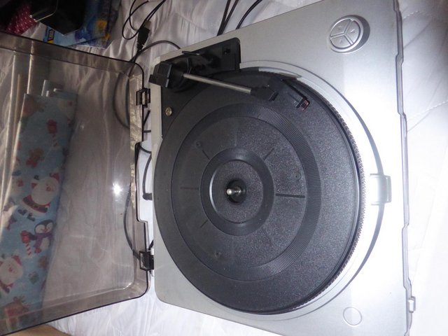 Preview of the first image of USB Record Deck.