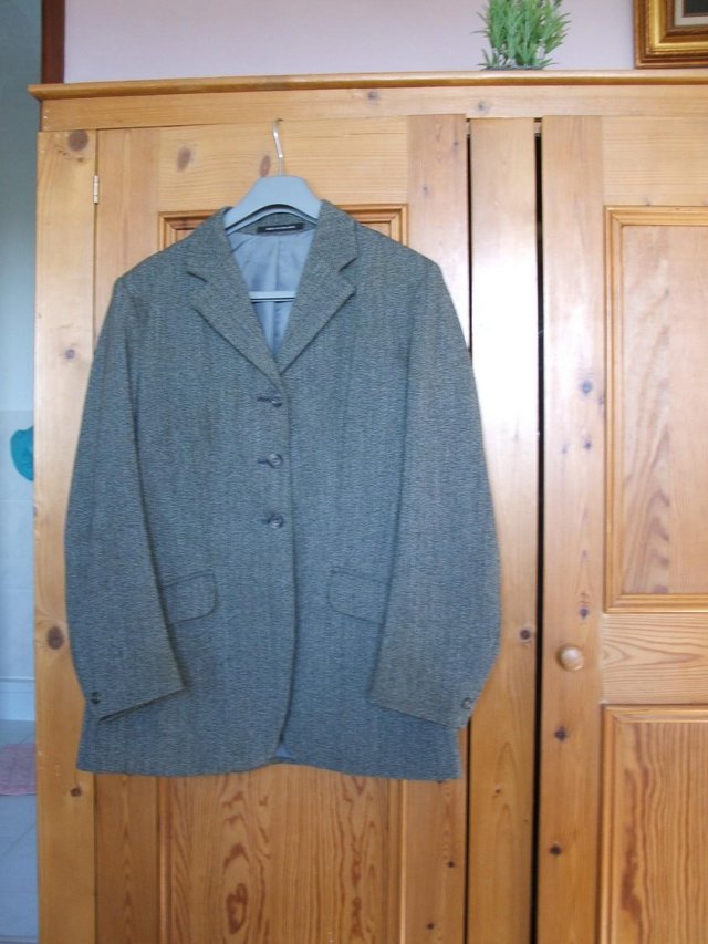 Preview of the first image of Mears keepers tweed ladies jacket.