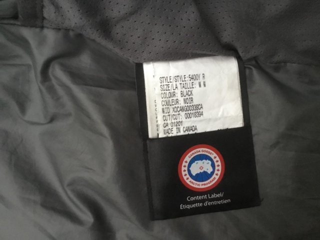Preview of the first image of Canada goose coat size mm black.