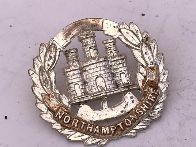 Preview of the first image of Northamptonshire 1ww British army Cap badge.