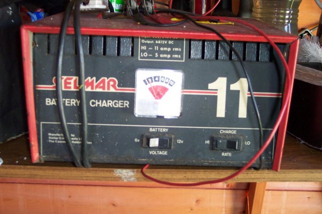 Preview of the first image of battery charger  11amp.