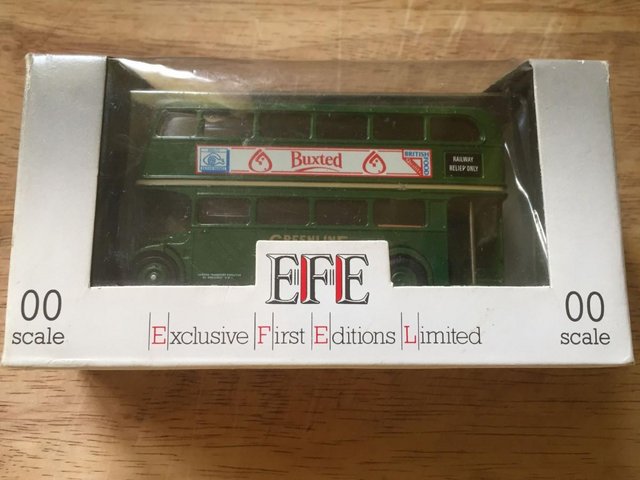Image 3 of SCALE MODEL BUS: GREEN LINE POST-WAR AEC RT