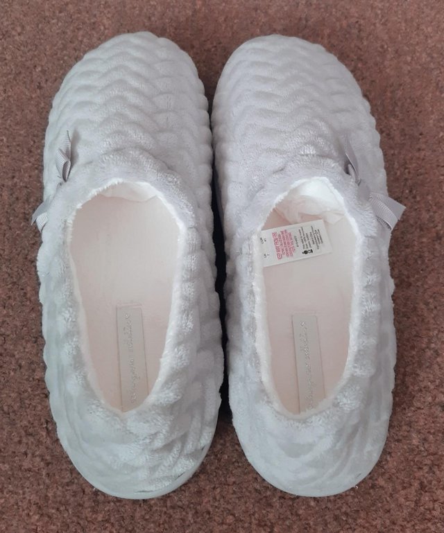 Image 3 of New Florence & Fred Light Grey Ladies Slippers - Size UK 7
