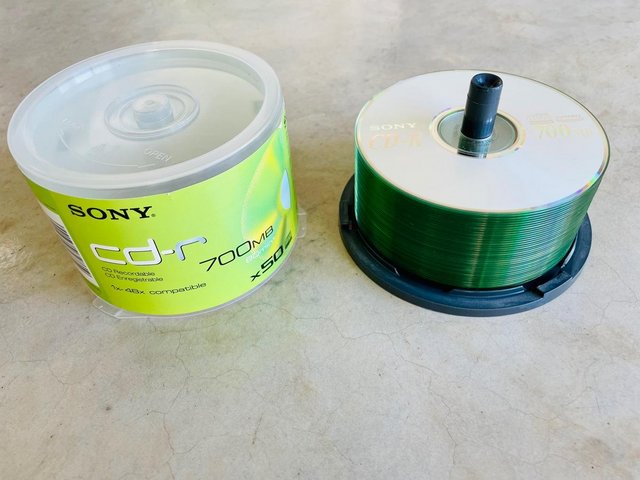 Image 2 of Sony CD-r 700mb 80min Recordable  1x-48x Compatible Compact