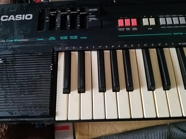 Preview of the first image of Casio electric organ Ct 370 used but not much.