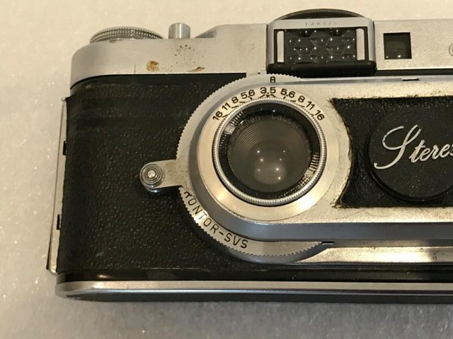 Image 3 of Edixa Stereoscopic vintage camera & Leather case