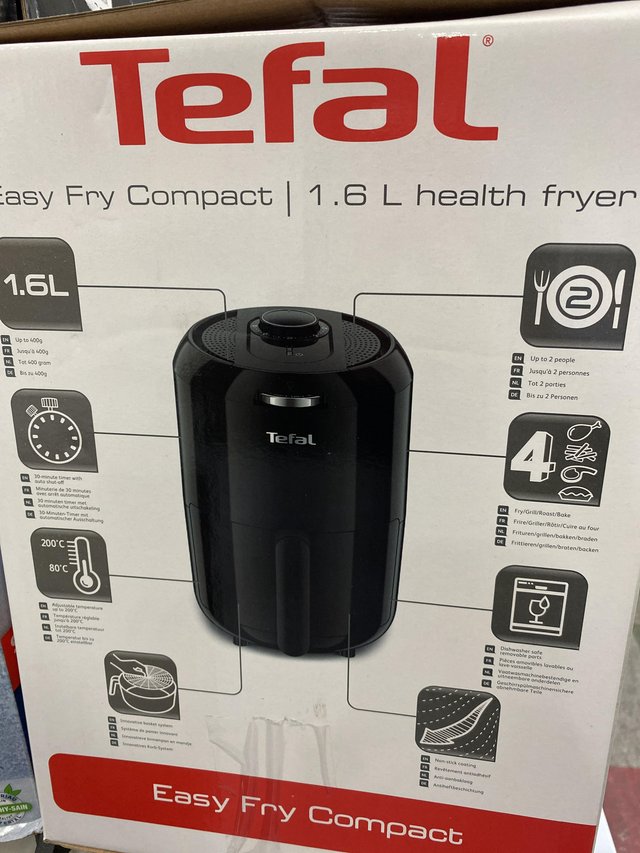 Image 3 of TEFAL EASY FRY COMPACT AIR FRYER-BLACK-1300W-NEW BOXED-