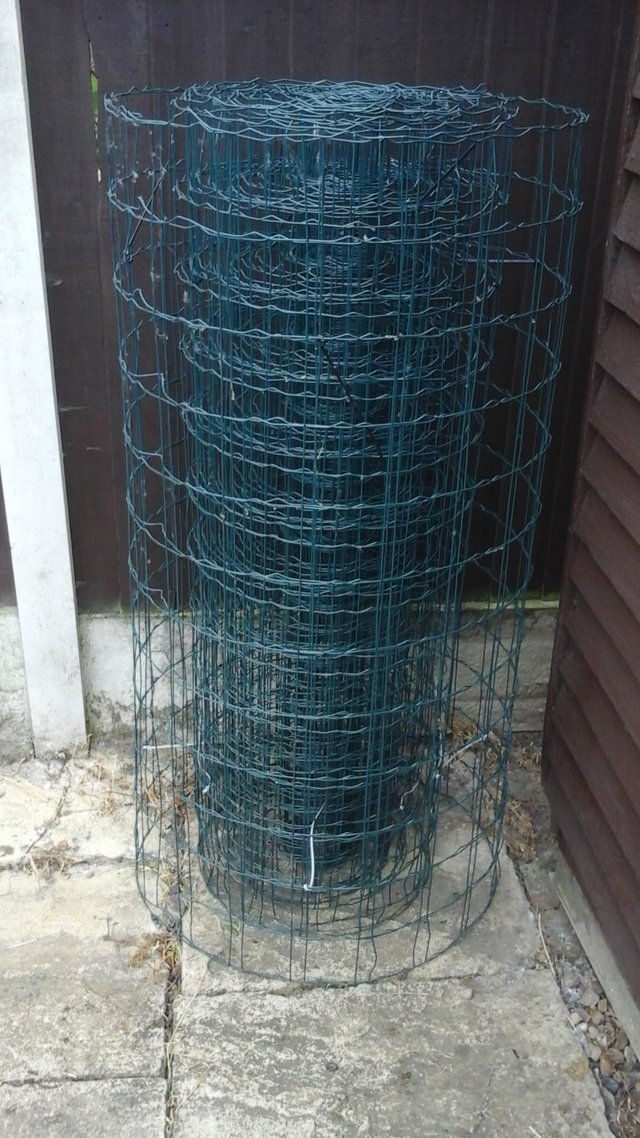 Image 2 of Garden plastic fence roll for sale