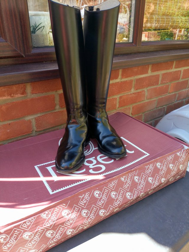 Preview of the first image of Regent quality leather riding boots.