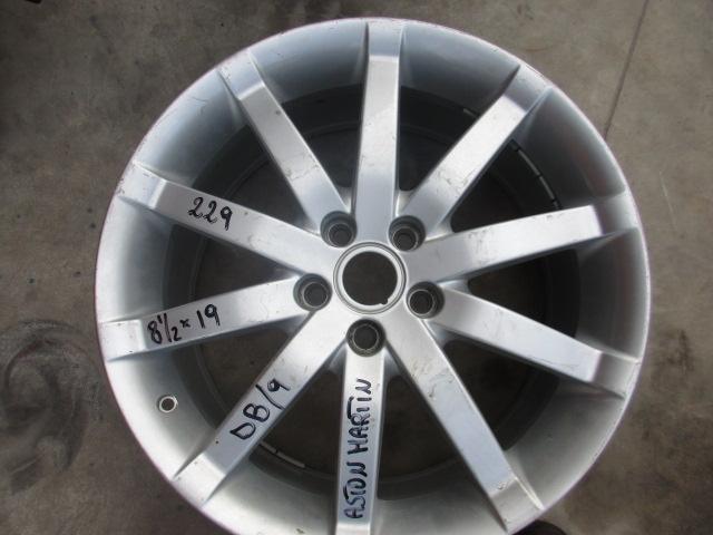 Preview of the first image of Wheel rim Aston Martin DB9.