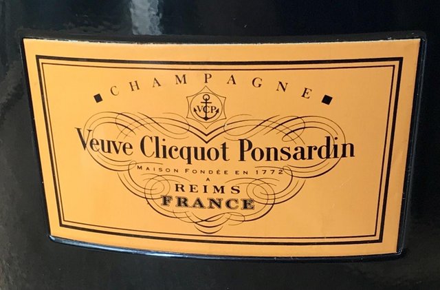 Image 2 of Veuve Clicquot Ponsardin Ice Bucket