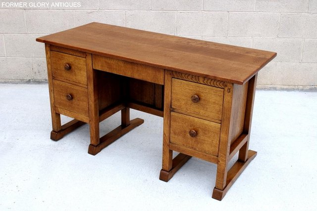 Image 2 of A RUPERT NIGEL GRIFFITHS OAK WRITING DESK TABLE LAPTOP STAND