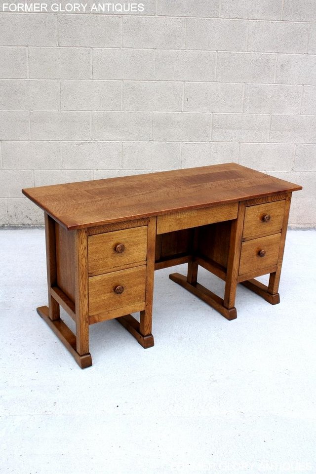 Image 32 of A RUPERT NIGEL GRIFFITHS OAK WRITING DESK TABLE LAPTOP STAND