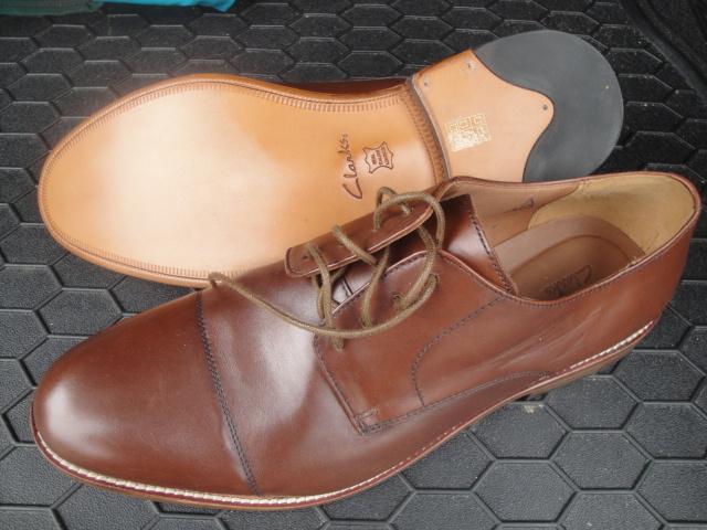 Image 2 of Clarks Brown All Leather Lace Up Shoes Size 11G New.