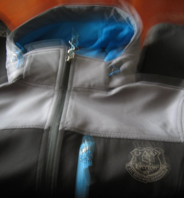 Preview of the first image of EVERTONCLUB MEN'SHOODED JACKET SIZE S.