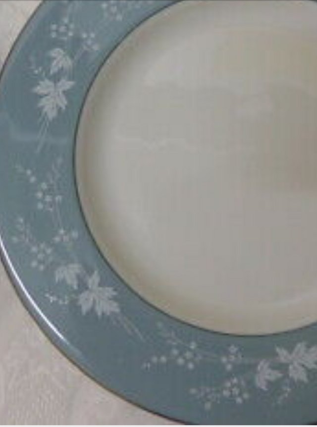 Preview of the first image of Royal Doulton 'Reflection' bone china 6 place dinner service.