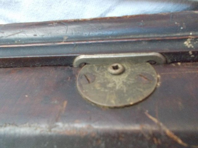 Image 2 of Singer Sewing carrying case with key, over 100 years old