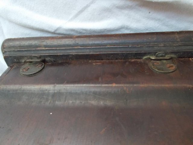 Image 4 of Singer Sewing carrying case with key, over 100 years old