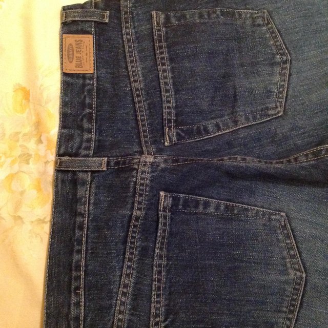 Preview of the first image of Old Navy ladies jeans.