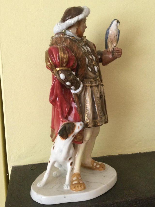 Image 4 of King Henry V111 figurine
