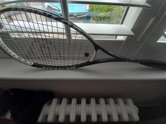 Image 2 of Squash racquetDunlop. Hardlyused