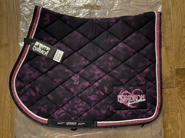 Preview of the first image of BNWT Eskadron Pink Vintage VS/jump pad + ears.