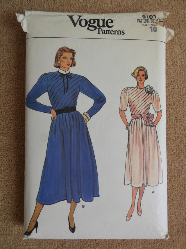 Preview of the first image of Vogue 9101 Vintage 1980's Rare Dress Sewing Pattern Size 10.