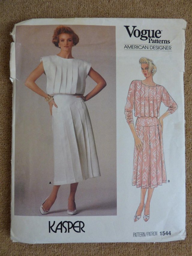 Preview of the first image of Vogue 1544 Kasper American Designer Dress Pattern Size 14.