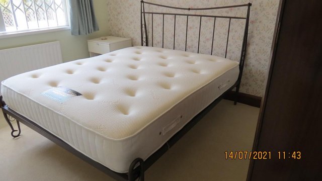 Image 2 of Bed and Bedstead 5ft new