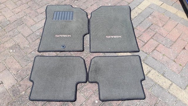 Preview of the first image of Genuine Chevrolet car mats, hardly used.