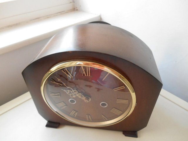 Image 3 of A Smiths striking mantle clock