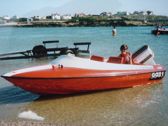 Image 3 of POWER BOAT & 60HP CHRYSLER ENGINE AT T-BAY