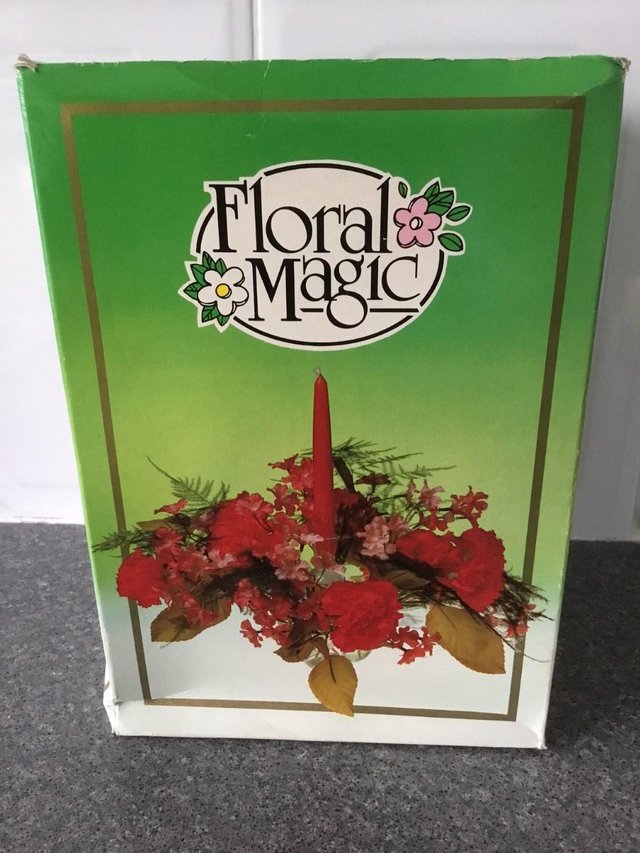 Image 2 of Floral Magic (Brand new) For fresh or artificial flowers