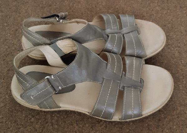 Image 5 of Ladies Shuropody Foot Health Leather Sandals - Size UK 6