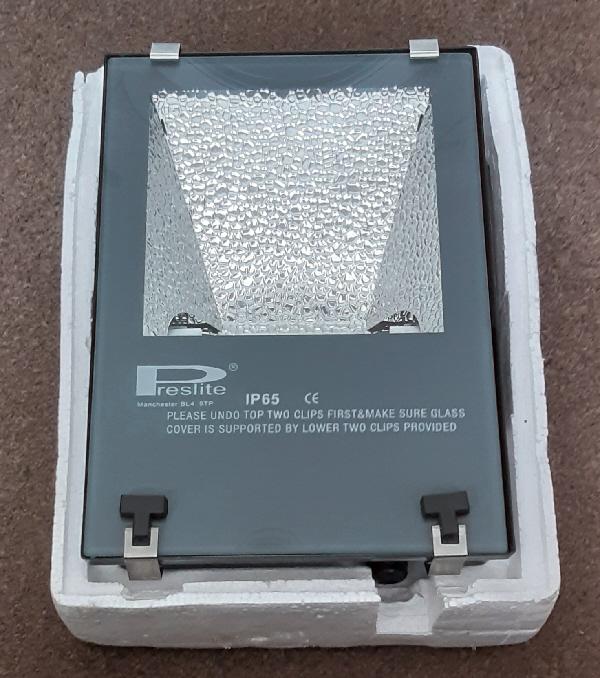 Preview of the first image of Preslite IP65 150W Superior Slimline Floodlight.