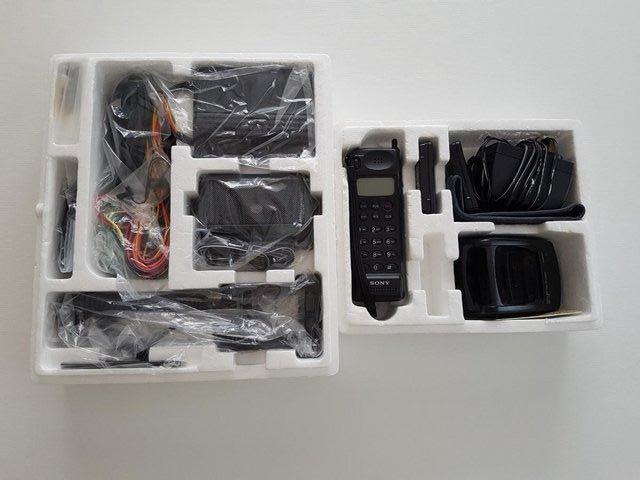 Image 2 of SONY CAR PHONE AND INSTALLATION KIT