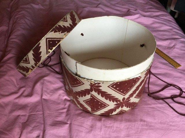 Image 2 of COLLECTABLE VINTAGE HAT BOX with cords.