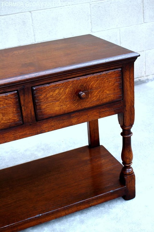 Image 19 of TITCHMARSH AND GOODWIN OAK DRESSER BASE SIDEBOARD HALL TABLE