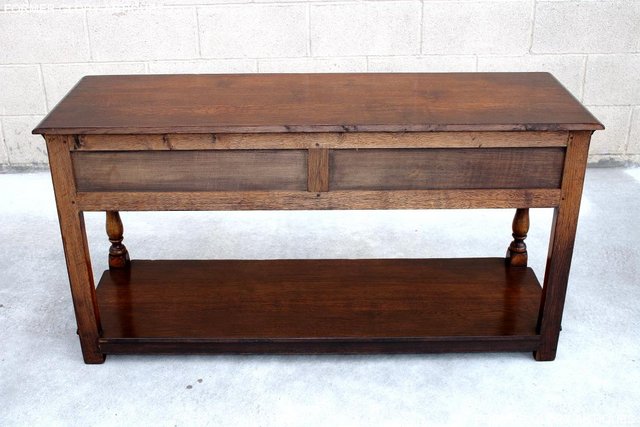 Image 61 of TITCHMARSH AND GOODWIN OAK DRESSER BASE SIDEBOARD HALL TABLE