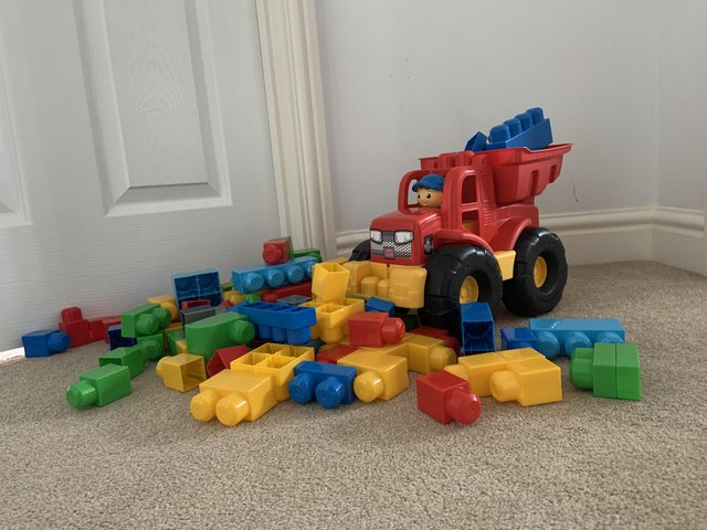 Image 3 of Mega Bloks Dumper Truck & blocks