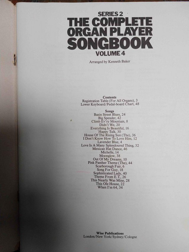 Image 3 of The complete organ player songbook volume 4 series 2. 18 son
