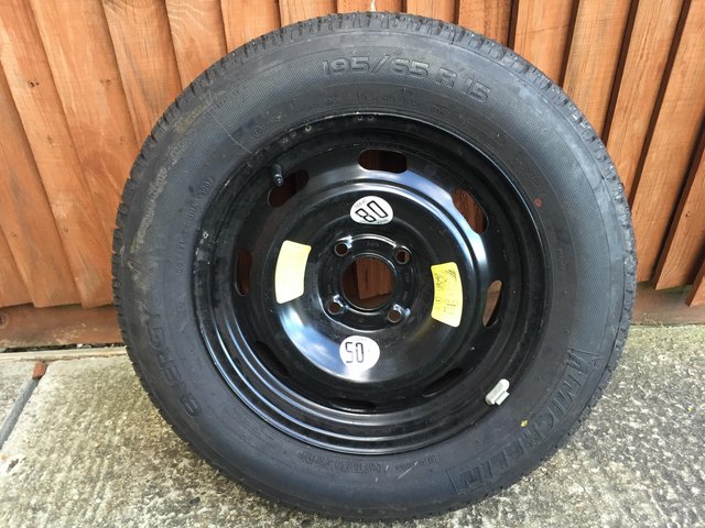 Image 3 of Car Wheel and Tyre Size 195/65R15