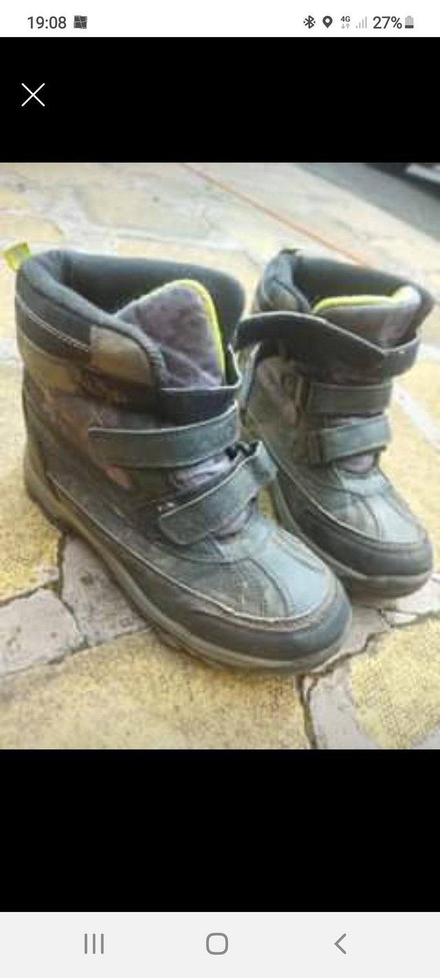 Image 2 of Childs boots.#########################