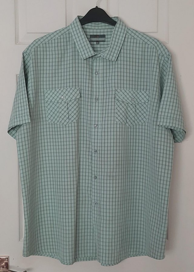 Preview of the first image of Mens Short Sleeve Check Shirt By Lincoln - Size XXL.