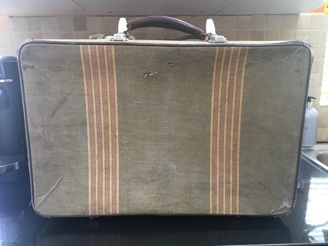 Preview of the first image of Vintage ‘Revelation’ expanding suitcase.