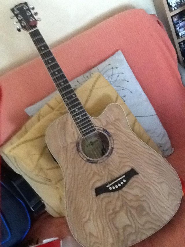 Preview of the first image of Electro Acoustic Guitar with inbuilt .Drum Machine.