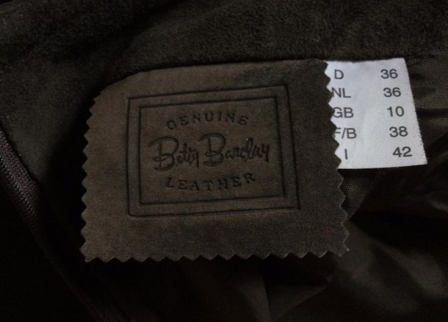 Image 10 of BETTY BARCLAY chocolate brown soft suede MAXI skirt sz10