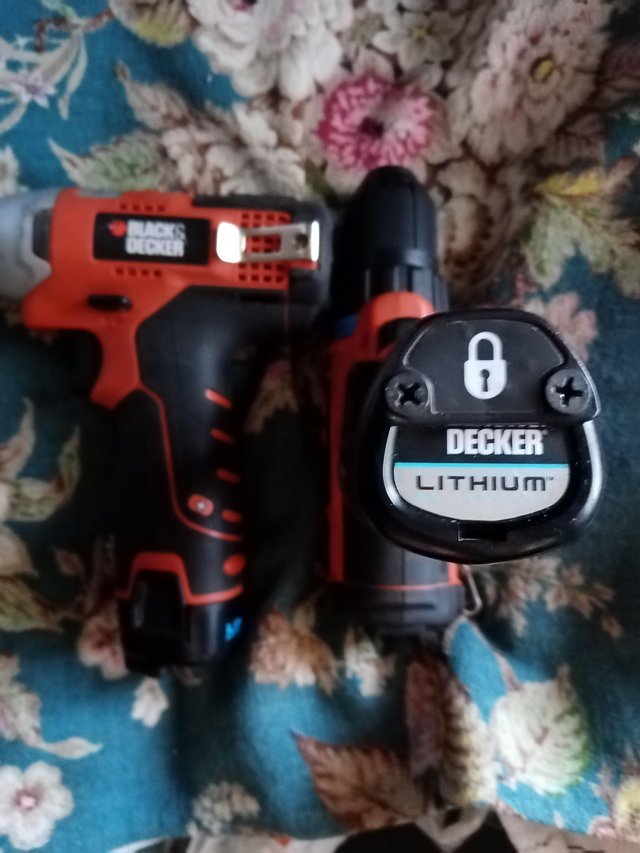 Image 2 of 2 x Black And Decker, Lithium battery 10 volt hand Drill.