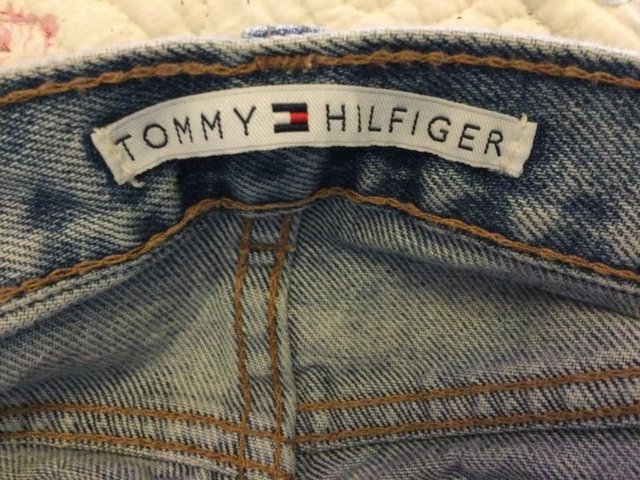 Image 10 of Vintage Y2K TOMMY HILFIGER Bootleg Jeans, W29, Leg 30 3/4